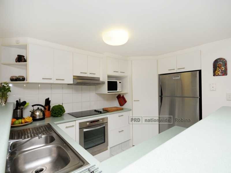Unit 10/84 Cumberland Drive, Varsity Lakes QLD 4227
