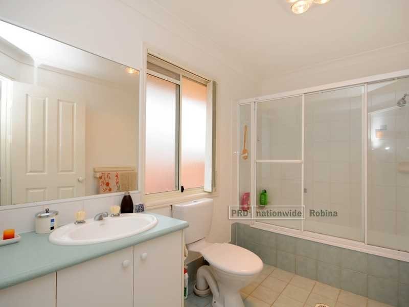 Unit 10/84 Cumberland Drive, Varsity Lakes QLD 4227