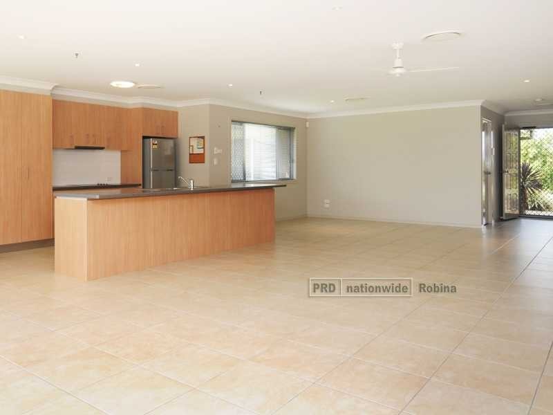 24 Antonson Crescent, Mudgeeraba QLD 4213