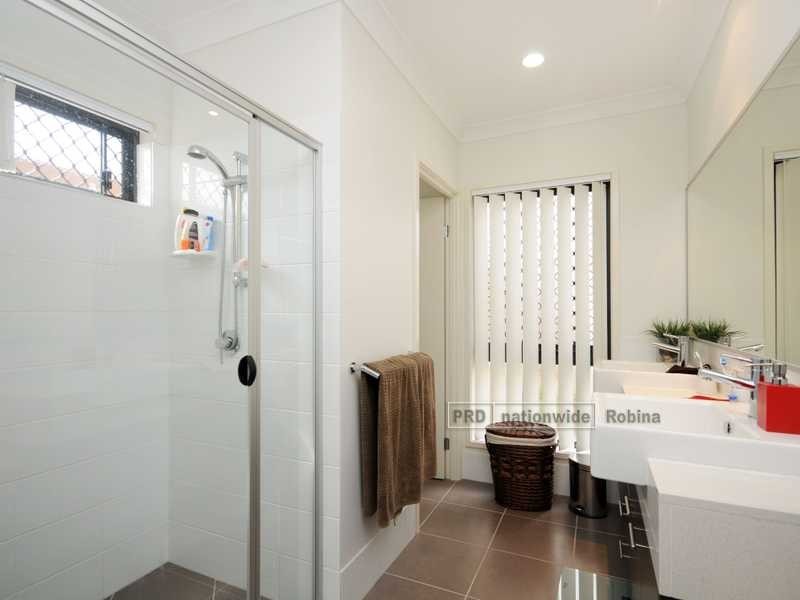 9 Cherry Court, Coomera QLD 4209