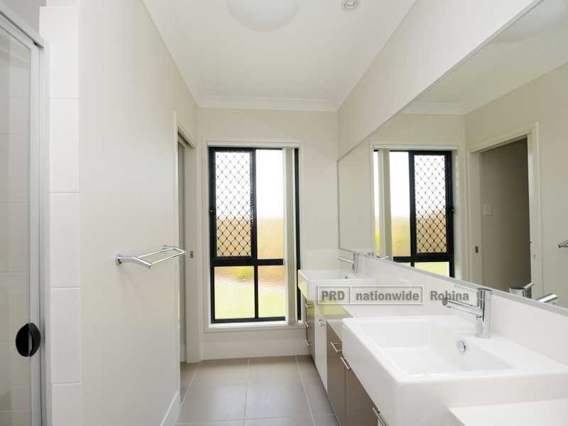 6 Mcdowall Court, Coomera QLD 4209