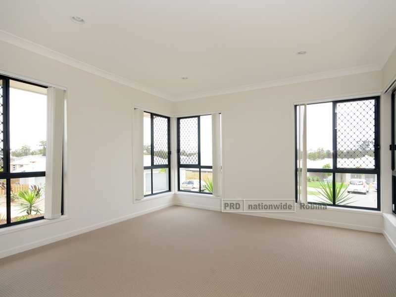 6 Mcdowall Court, Coomera QLD 4209