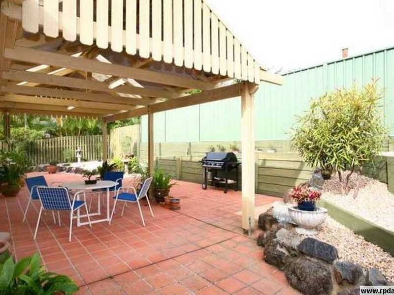 8 Prahran Court, Robina QLD 4226