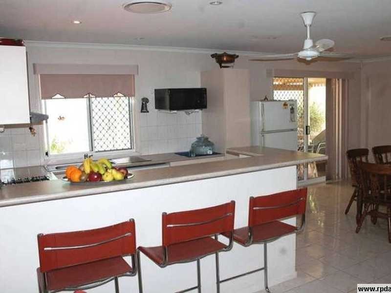 8 Prahran Court, Robina QLD 4226