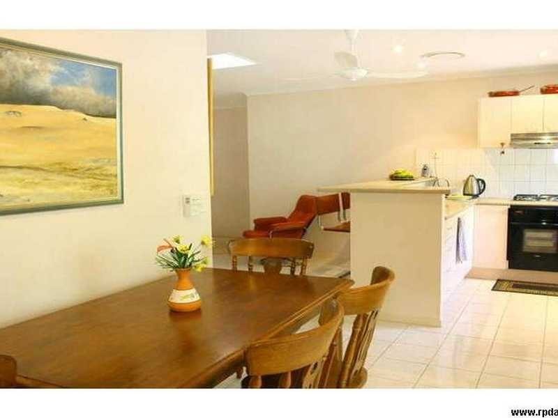 8 Prahran Court, Robina QLD 4226