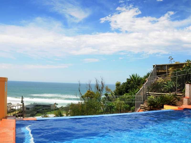 Unit E14/ Great Hall Drive, Miami QLD 4220