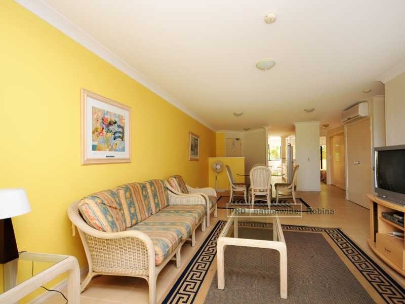 Unit E14/ Great Hall Drive, Miami QLD 4220