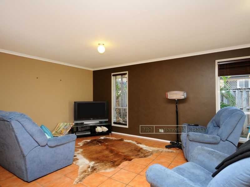 294 Christine Avenue, Varsity Lakes QLD 4227