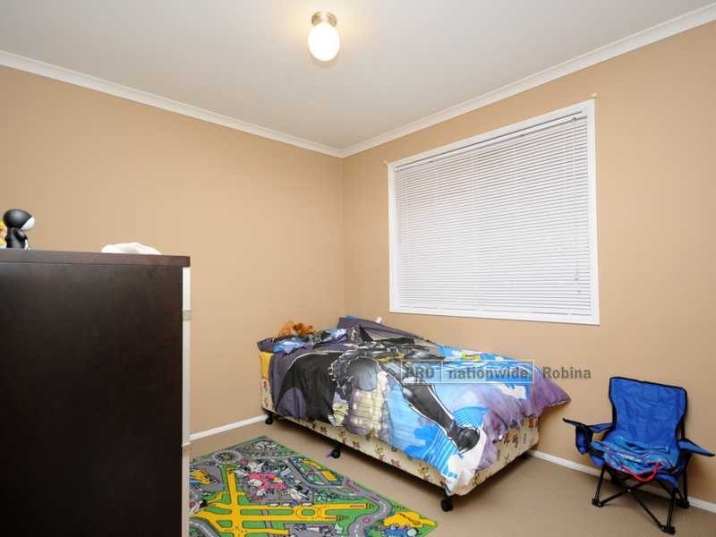 294 Christine Avenue, Varsity Lakes QLD 4227