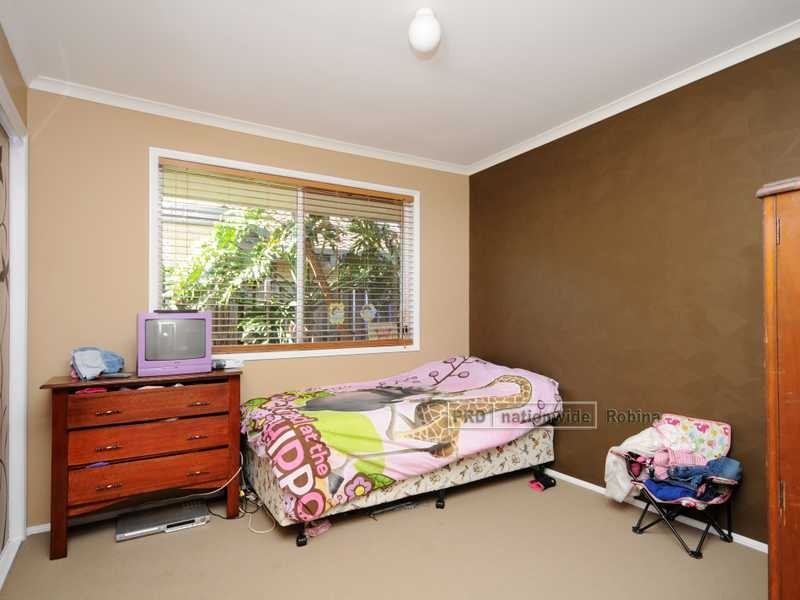 294 Christine Avenue, Varsity Lakes QLD 4227