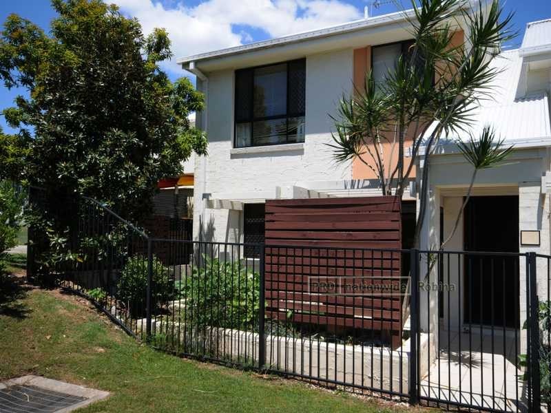 Unit 2/48 Majorca Crescent, Varsity Lakes QLD 4227