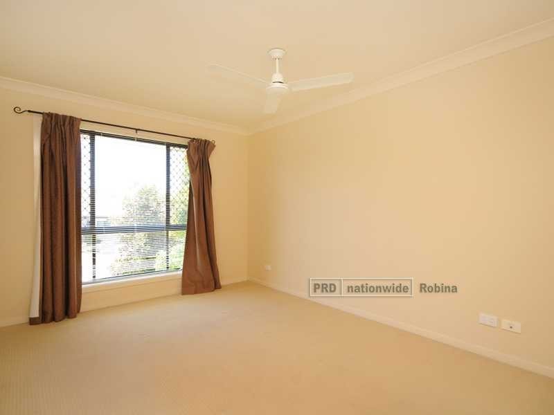 Unit 2/48 Majorca Crescent, Varsity Lakes QLD 4227