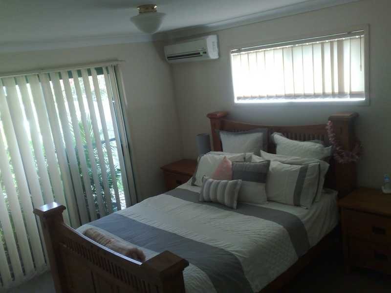 1 Ilminster Crescent, Mudgeeraba QLD 4213