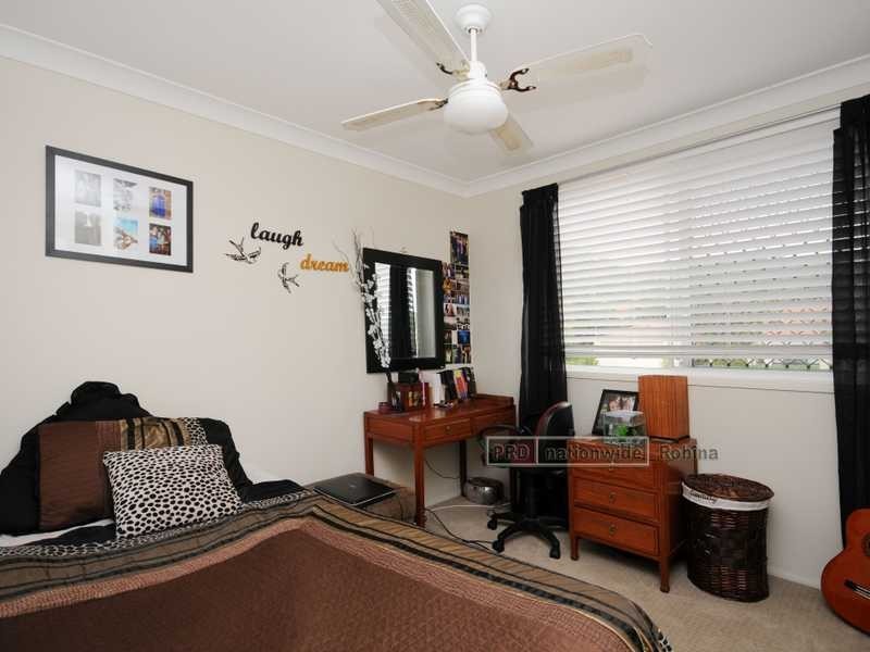 8 Beckington Terrace, Mudgeeraba QLD 4213