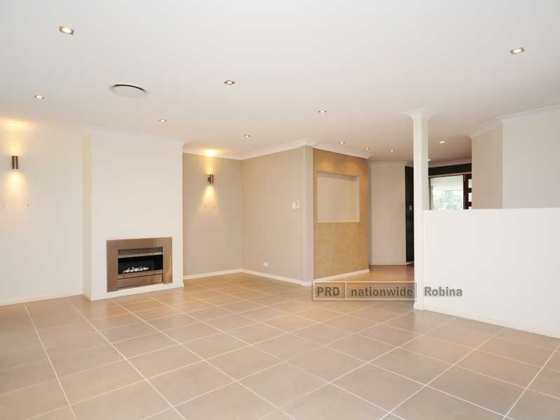 5 Possumwood Place, Reedy Creek QLD 4227