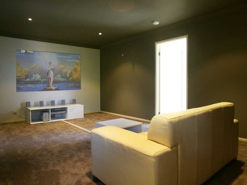 2/2 Washington Court, Varsity Lakes QLD 4227