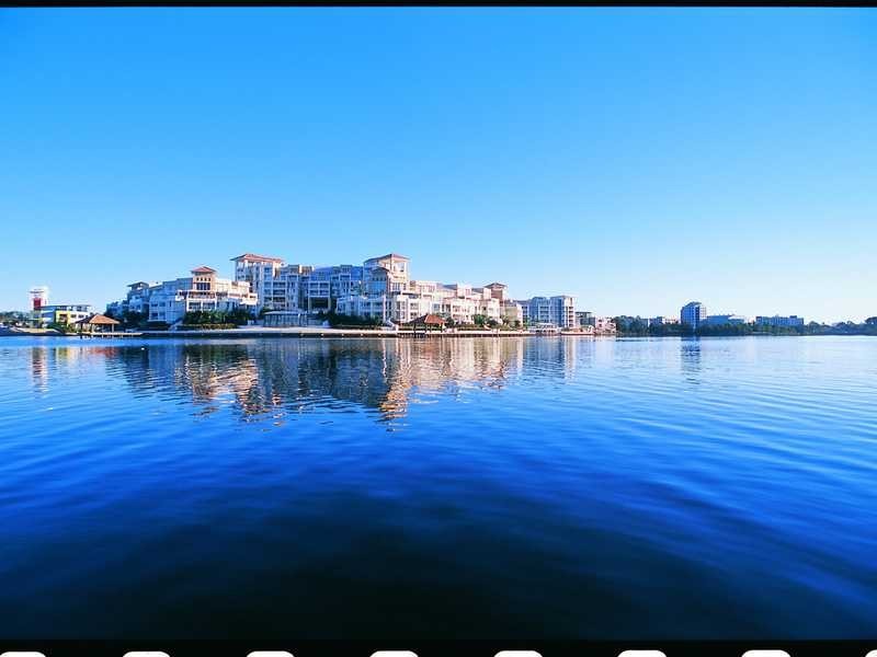 2/2 Washington Court, Varsity Lakes QLD 4227