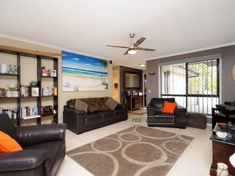 1 Casetta Court, Varsity Lakes QLD 4227