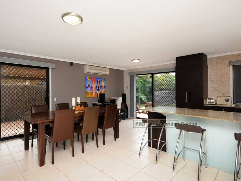 1 Casetta Court, Varsity Lakes QLD 4227