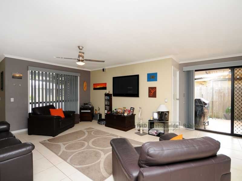 1 Casetta Court, Varsity Lakes QLD 4227