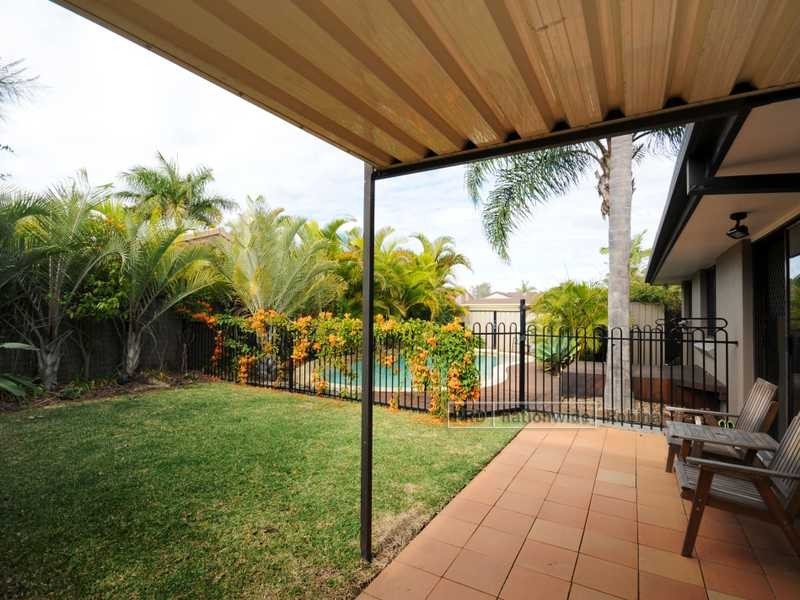 1 Casetta Court, Varsity Lakes QLD 4227