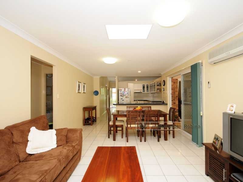 3 Maidstone Place, Robina QLD 4226