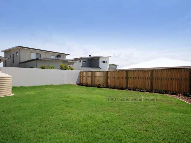 3 Azure Way “Cova Resort”, Hope Island QLD 4212