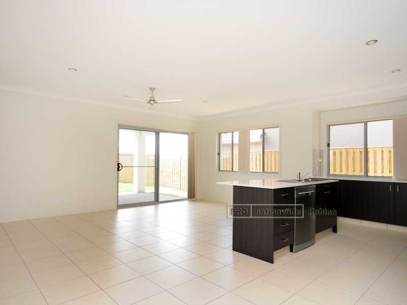 3 Azure Way “Cova Resort”, Hope Island QLD 4212