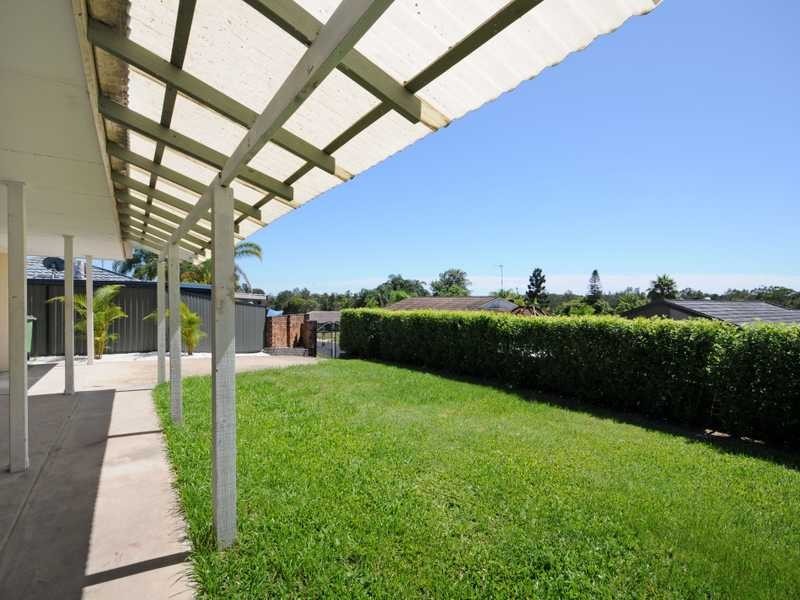 35 Meadow Brook Crescent, Merrimac QLD 4226