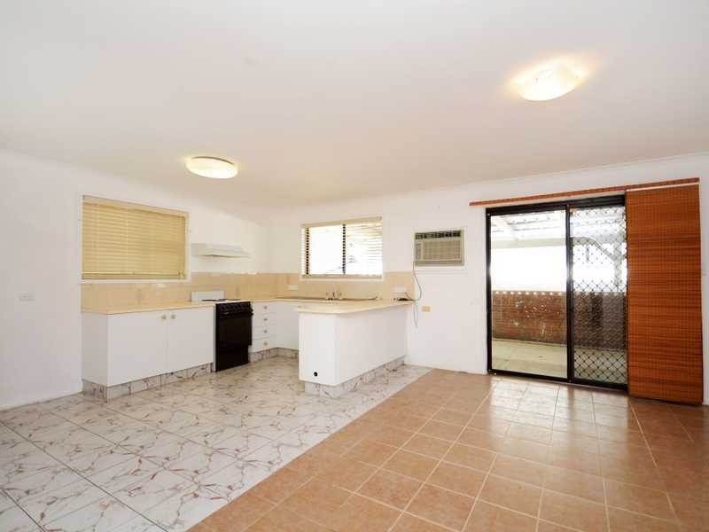 35 Meadow Brook Crescent, Merrimac QLD 4226