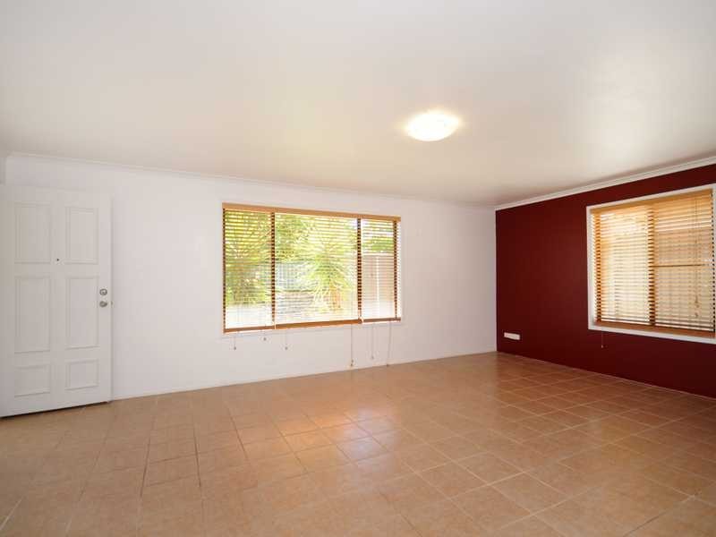 35 Meadow Brook Crescent, Merrimac QLD 4226