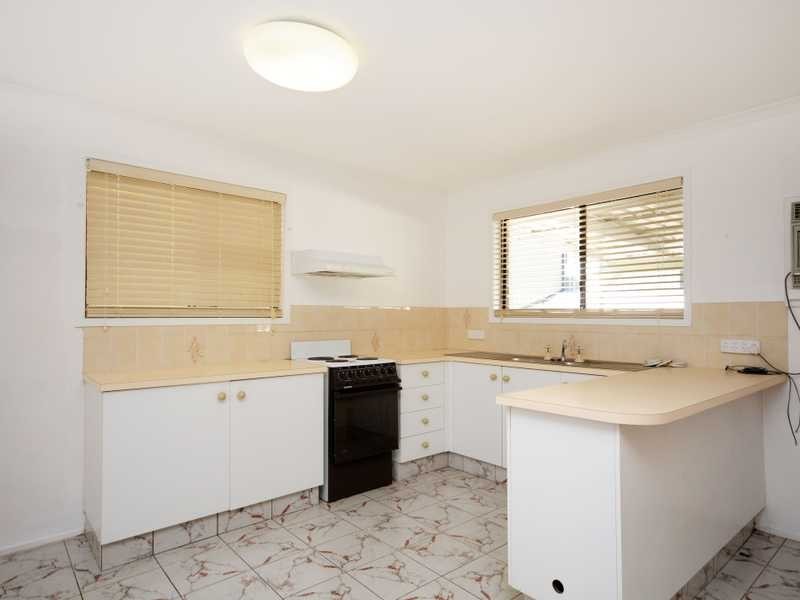 35 Meadow Brook Crescent, Merrimac QLD 4226