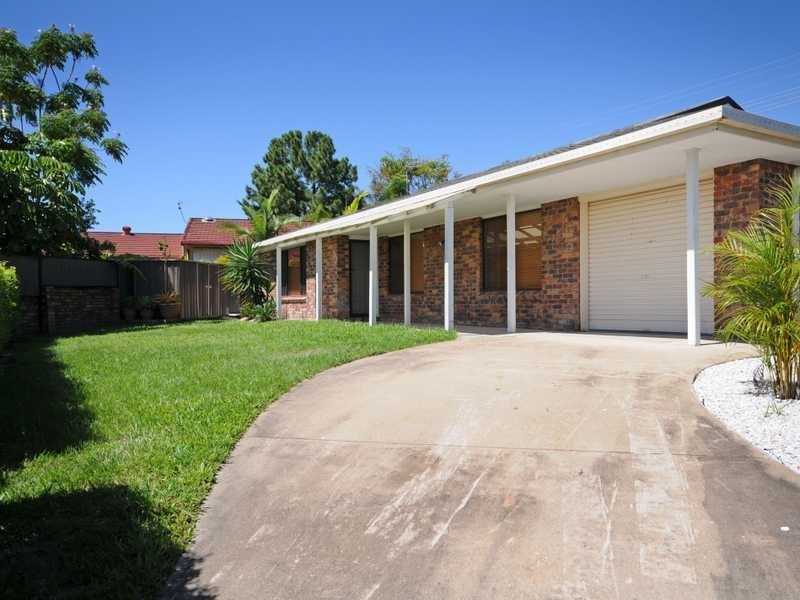 35 Meadow Brook Crescent, Merrimac QLD 4226