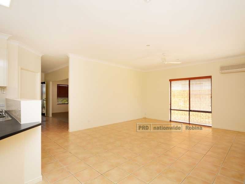 8 Mckinley Court, Varsity Lakes QLD 4227