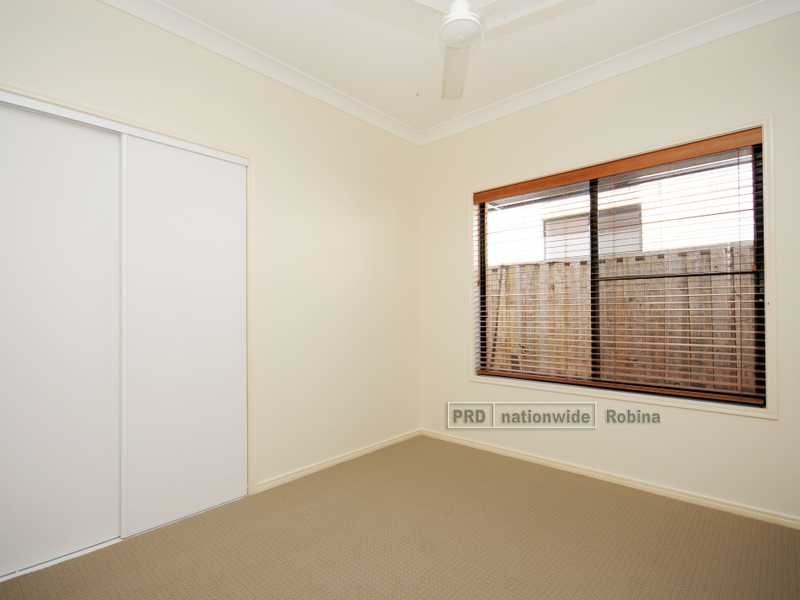 8 Mckinley Court, Varsity Lakes QLD 4227