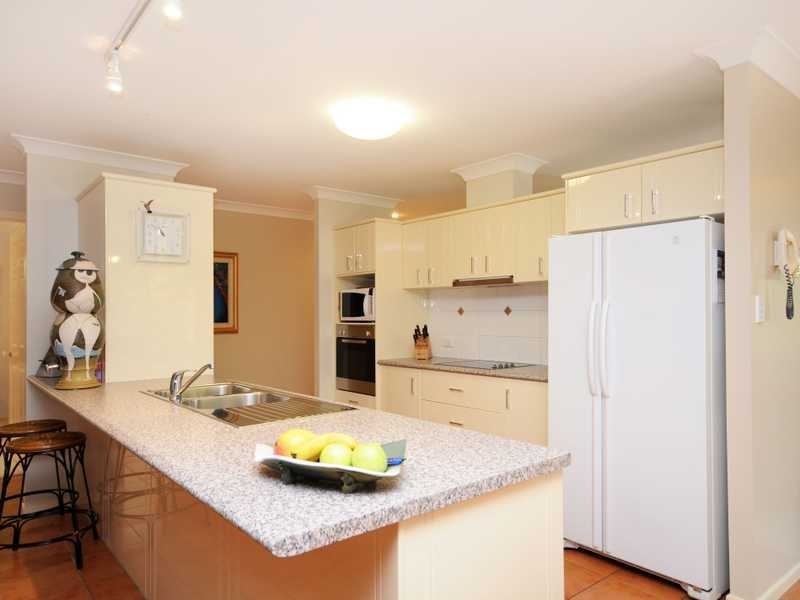 2 Outrigger Drive, Robina QLD 4226