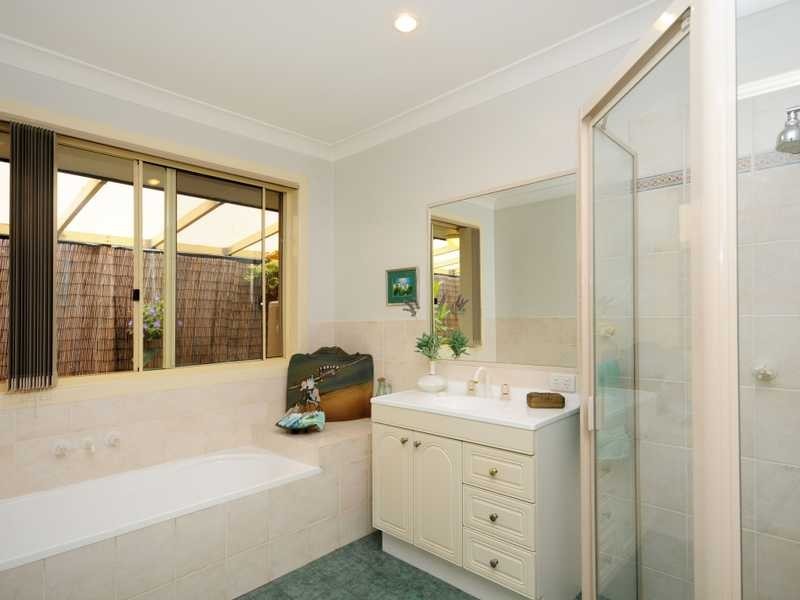 2 Outrigger Drive, Robina QLD 4226