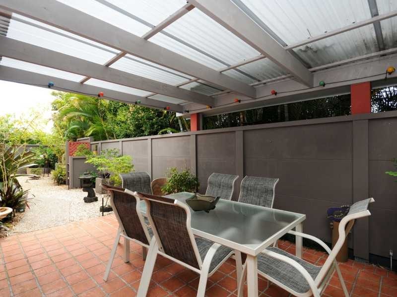 2 Outrigger Drive, Robina QLD 4226