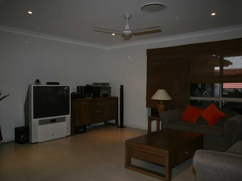 16 Hewson Court, Mudgeeraba QLD 4213