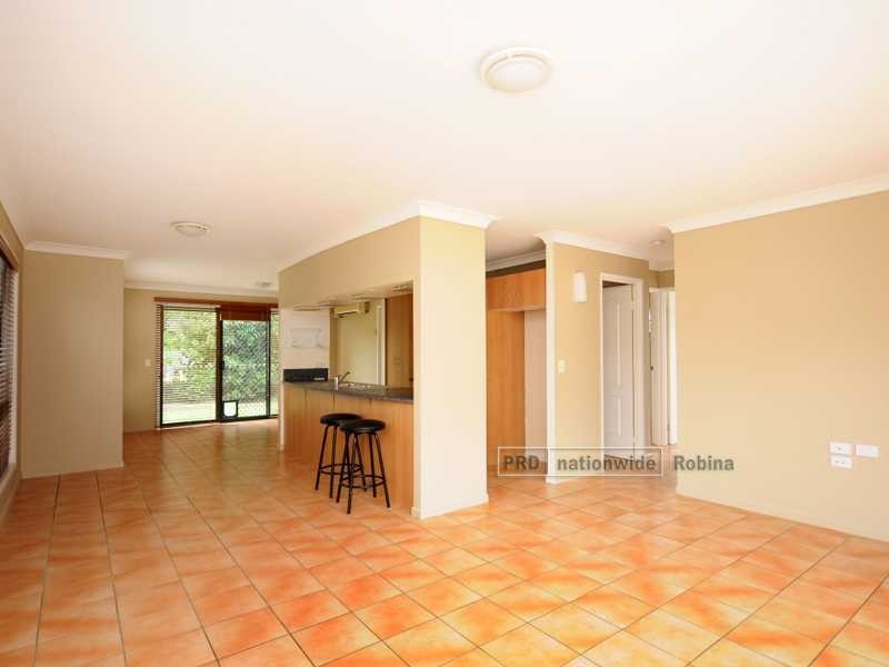 21 Inwood Circuit, Merrimac QLD 4226