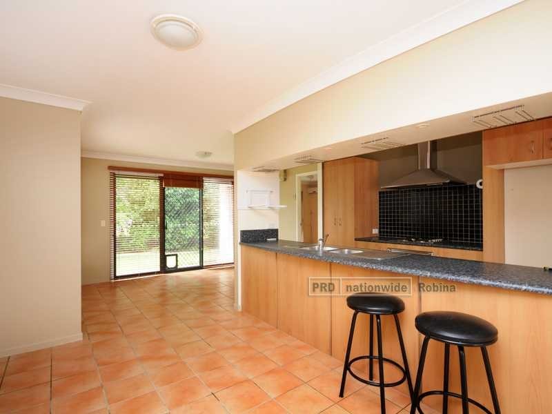 21 Inwood Circuit, Merrimac QLD 4226