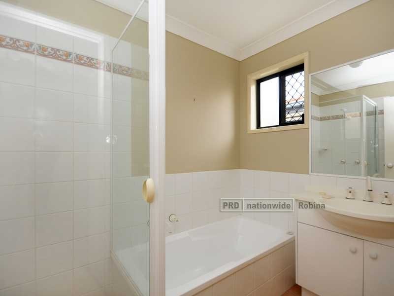 21 Inwood Circuit, Merrimac QLD 4226