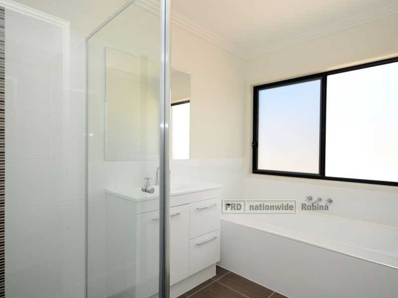10 Perkins Close, Reedy Creek QLD 4227