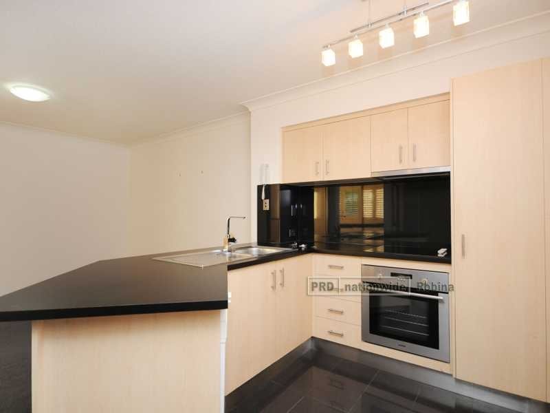 Unit 3/4 Acacia Avenue, Surfers Paradise QLD 4217