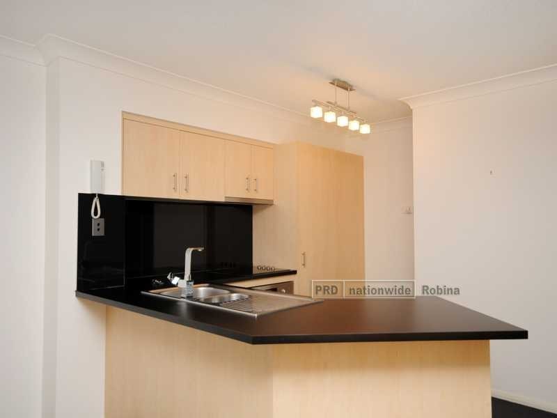 Unit 3/4 Acacia Avenue, Surfers Paradise QLD 4217