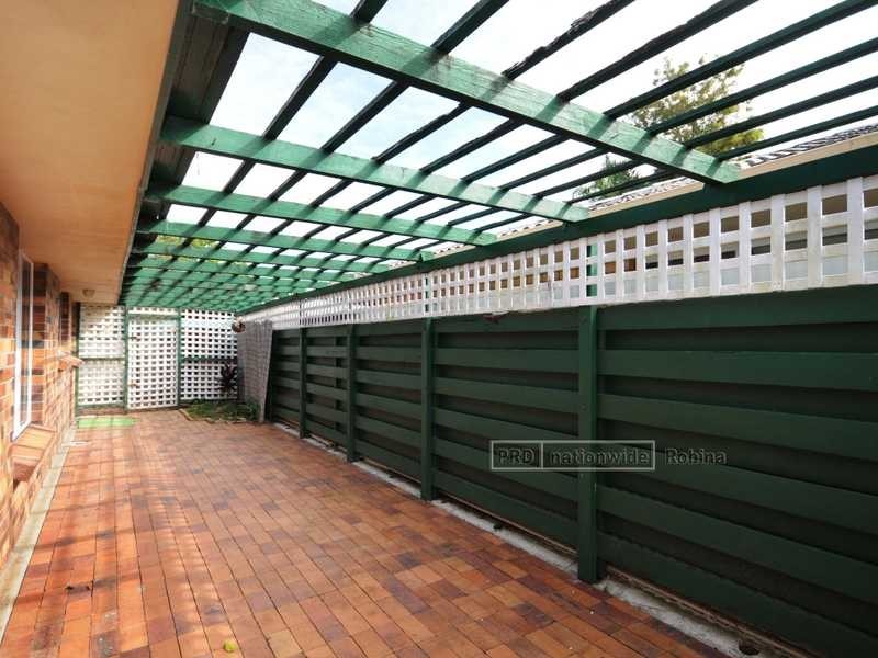 67 Surfers Avenue, Mermaid Waters QLD 4218