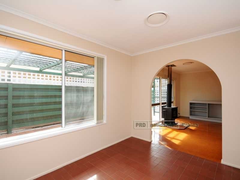 67 Surfers Avenue, Mermaid Waters QLD 4218