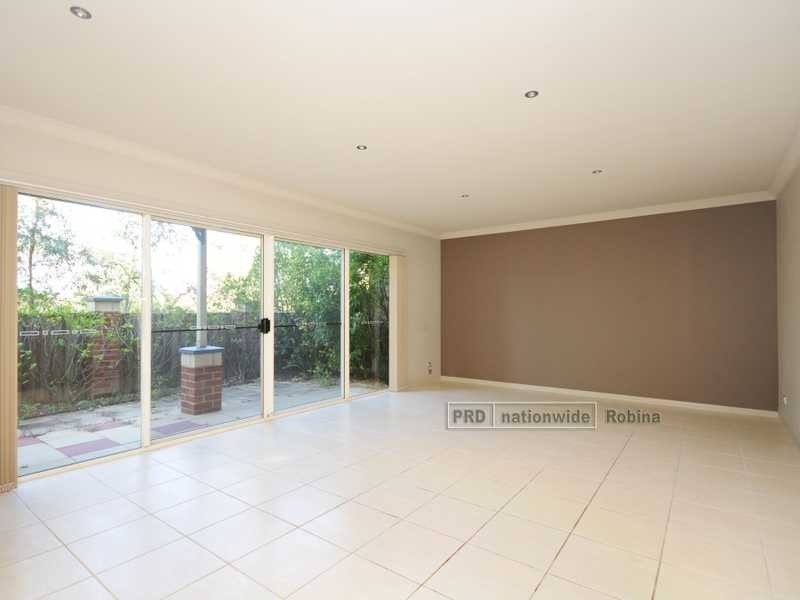 Unit 17/55 Paradise Springs Avenue, Robina QLD 4226