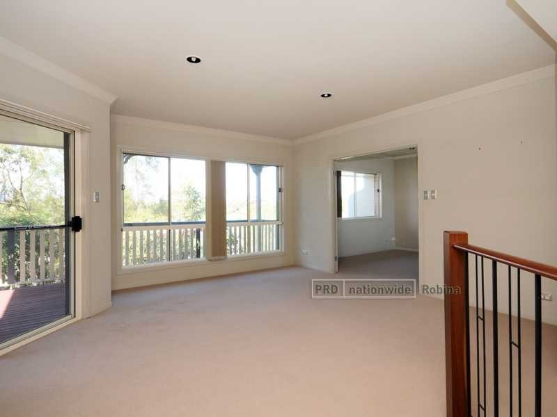 Unit 17/55 Paradise Springs Avenue, Robina QLD 4226