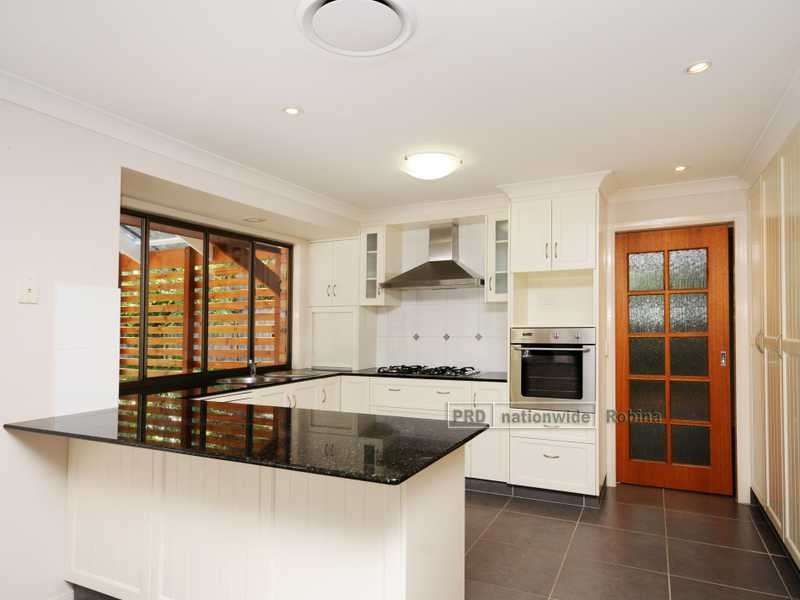 8 Appaloosa Court, Mudgeeraba QLD 4213